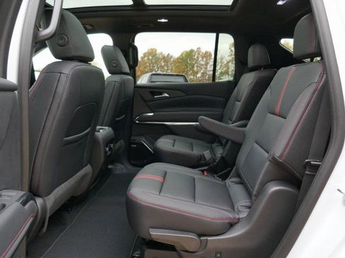 New 2026 Chevrolet Traverse RS image 18