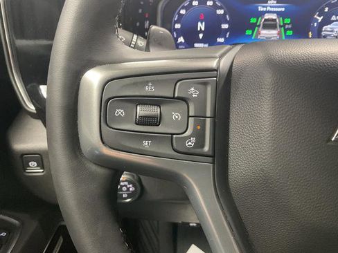Used 2025 Chevrolet Silverado 1500 LTZ w/ LTZ Premium Package image 18