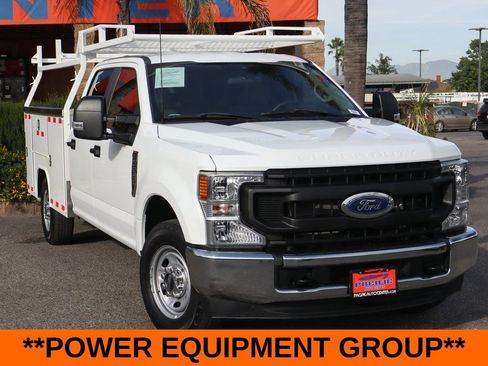 Used 2022 Ford F250 XL w/ Power Equipment Group RWD image 2