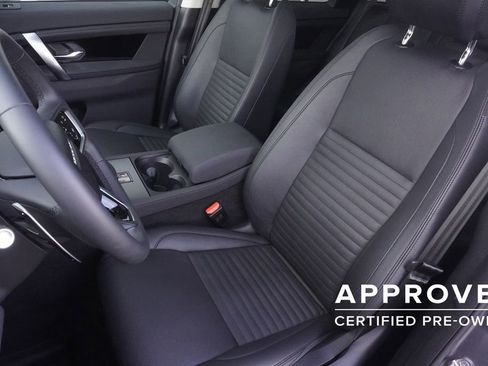 Used 2025 Land Rover Discovery Sport S image 20