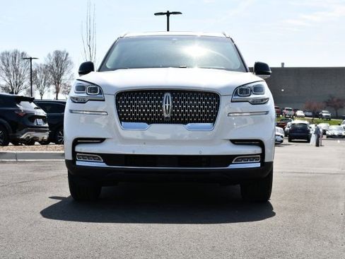 Used 2022 Lincoln Aviator Reserve w/ Equipment Group 201A image 2