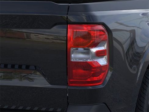 New 2025 Ford Maverick XLT image 22