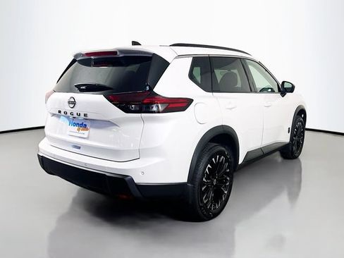 Used 2026 Nissan Rogue Dark Armor FWD image 8
