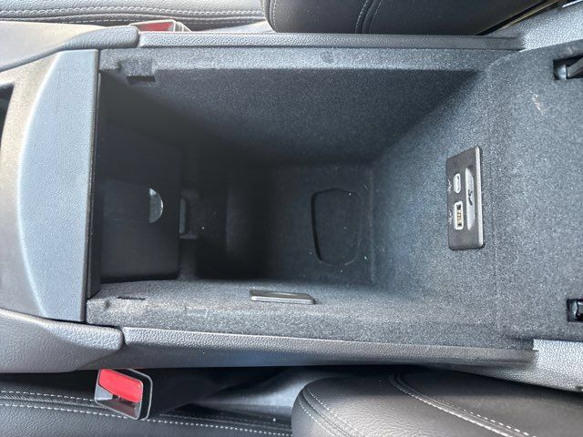 Used 2023 Cadillac XT5 Luxury w/ LPO, Floor Liner Package FWD image 39