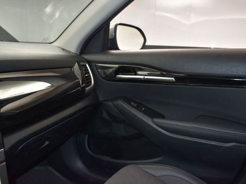 Certified 2025 Kia Seltos S image 22