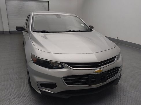 Used 2018 Chevrolet Malibu LS FWD image 14