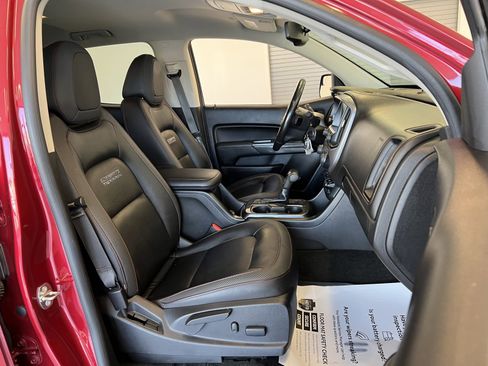 Used 2018 GMC Canyon All Terrain w/ Trailering Package image 32