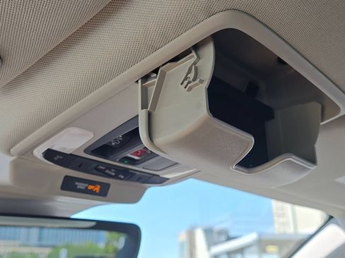Used 2025 Honda Accord EX-L image 36