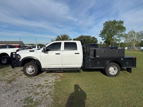 Used 2024 RAM 3500 Tradesman image 10