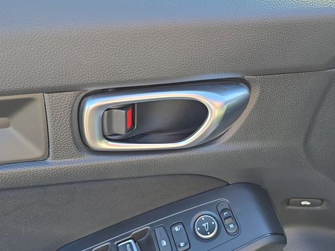 Used 2022 Honda Civic Sport image 17