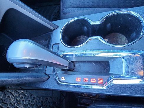 Used 2013 GMC Terrain SLE image 16