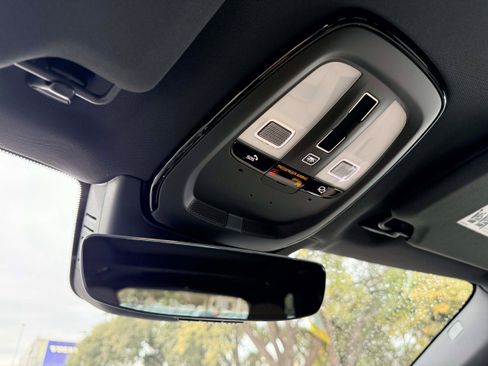 New 2026 Volvo XC90 T8 Plus image 25