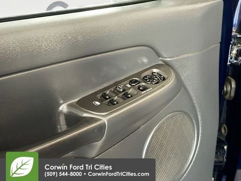 Used 2005 Dodge Ram 3500 Truck SLT image 11