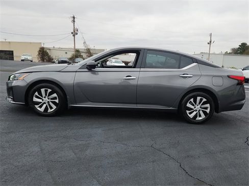 Certified 2025 Nissan Altima 2.5 S image 6