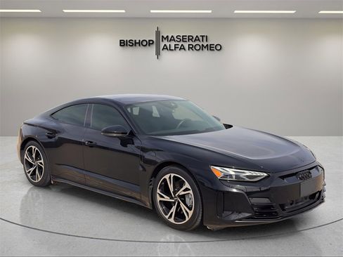 Used 2022 Audi e-tron GT Premium Plus w/ Performance Package image 1