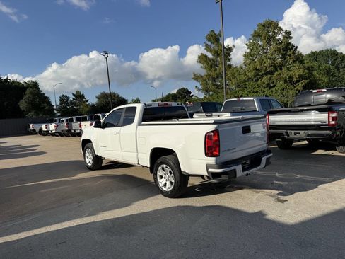 Used 2022 Chevrolet Colorado LT w/ Fleet Safety Package RWD image 4
