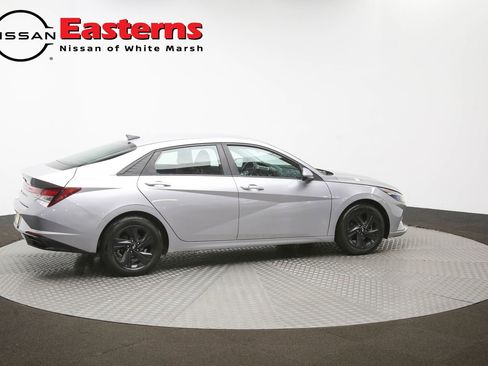 Used 2021 Hyundai Elantra SEL w/ Convenience Package FWD image 42