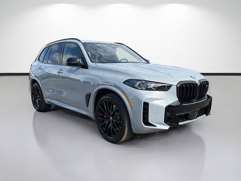 New 2026 BMW X5 M60i image 1