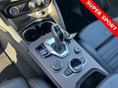 Used 2024 Alfa Romeo Stelvio Quadrifoglio image 22