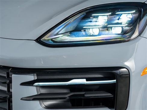 Certified 2026 Porsche Cayenne S image 12