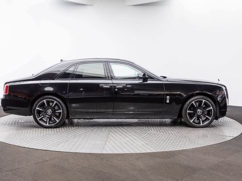 Used 2013 Rolls-Royce Ghost image 53