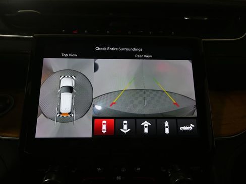 Used 2021 Jeep Grand Cherokee L Summit image 33