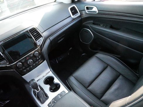 Used 2021 Jeep Grand Cherokee Summit image 10