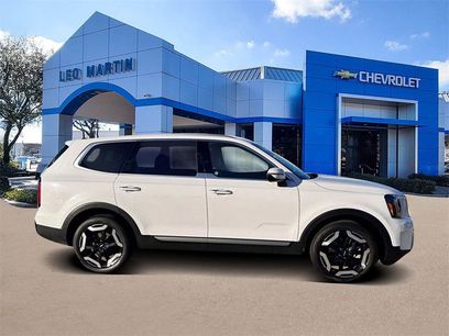 Used 2025 Kia Telluride S