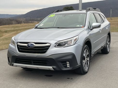 Used 2020 Subaru Outback Limited image 8