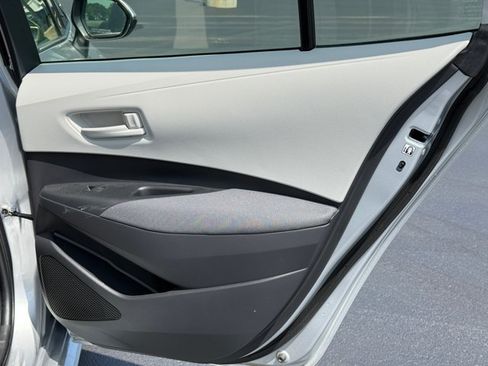 Used 2023 Toyota Corolla LE FWD image 28