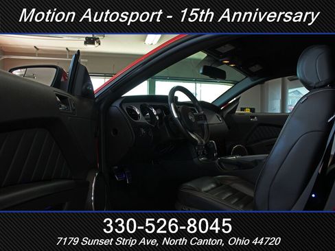 Used 2013 Ford Mustang GT Premium w/ Security Pkg RWD image 15