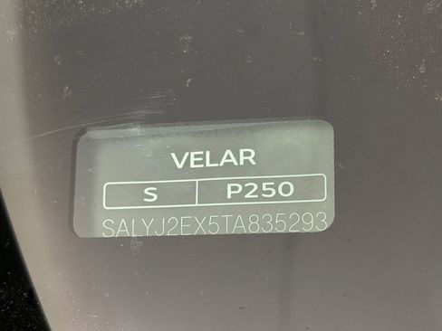 Used 2026 Land Rover Range Rover Velar S AWD/4WD image 20