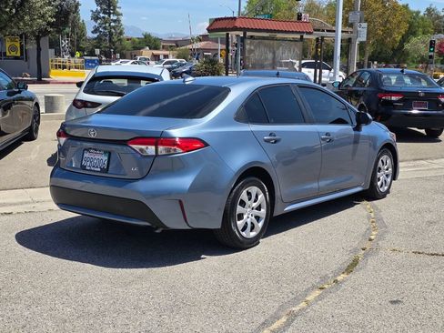 Used 2021 Toyota Corolla LE FWD image 5
