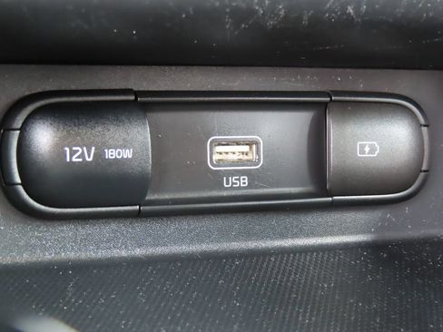 Certified 2023 Kia Seltos S w/ Navigation Package AWD/4WD image 9