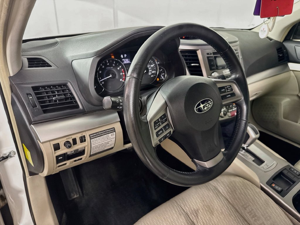 Used 2012 Subaru Outback 2.5i Premium w/ All-Weather Pkg AWD/4WD image 9