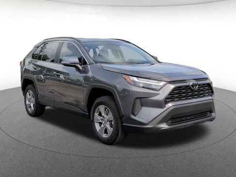 Used 2023 Toyota RAV4 XLE w/ Convenience Package FWD image 8