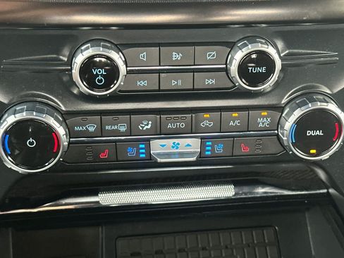 Certified 2023 Ford F150 Platinum w/ Equipment Group 701A High AWD/4WD image 20