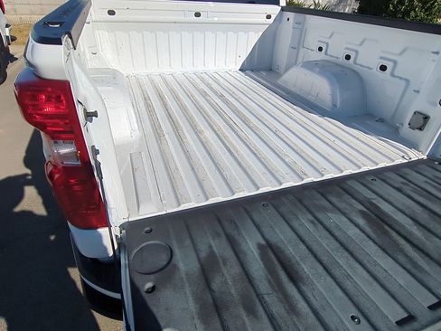 Used 2022 Chevrolet Silverado 1500 Custom image 24