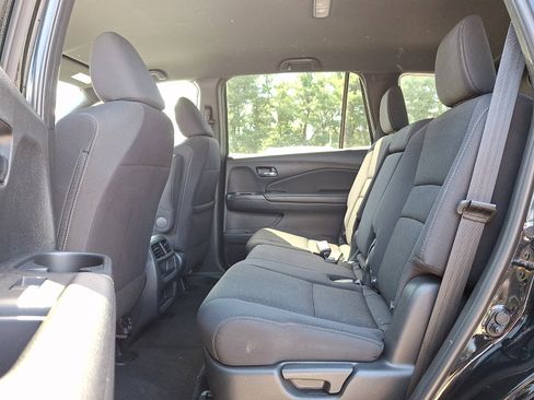 Used 2019 Honda Passport Sport image 9