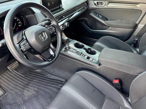 Used 2024 Honda Civic Sport image 4