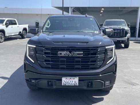 Used 2026 GMC Sierra 1500 Elevation AWD/4WD image 2