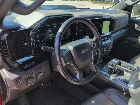 Used 2023 Chevrolet Silverado 1500 ZR2 w/ Technology Package AWD/4WD image 17