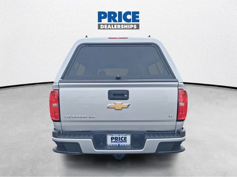 Used 2018 Chevrolet Colorado LT w/ LT Convenience Package AWD/4WD image 6
