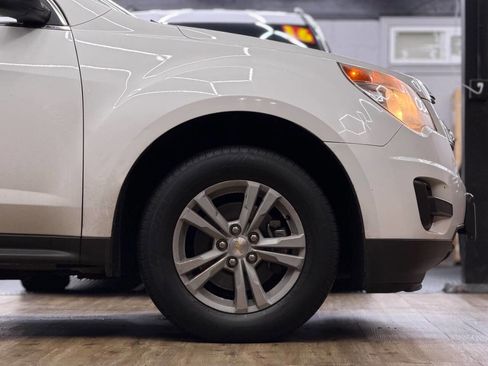 Used 2014 Chevrolet Equinox LS image 18