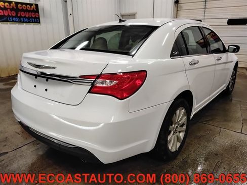 Used 2014 Chrysler 200 Limited w/ Sun/Sound Group FWD image 3