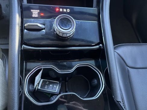 Used 2023 Jeep Grand Cherokee L Limited w/ Luxury Tech Group II image 31