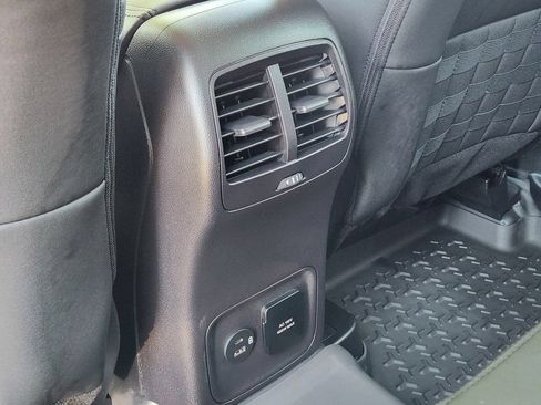 Used 2024 Ford Bronco Sport Badlands AWD/4WD image 18