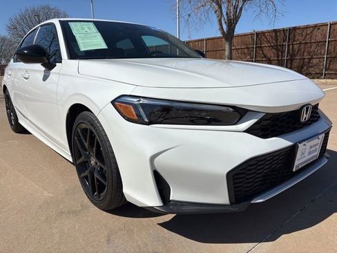 Used 2026 Honda Civic Sport image 2