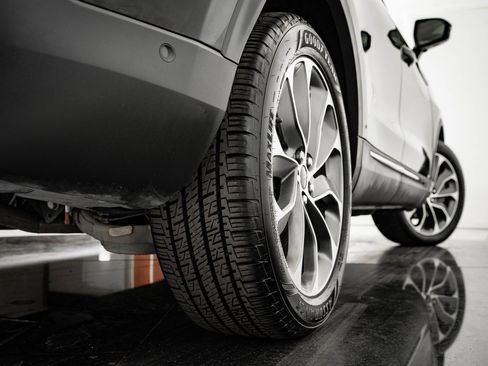 Used 2022 Lincoln Nautilus Reserve w/ Equipment Group 201A image 43