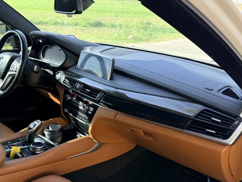 Used 2017 BMW X6 w/ Premium Package image 18